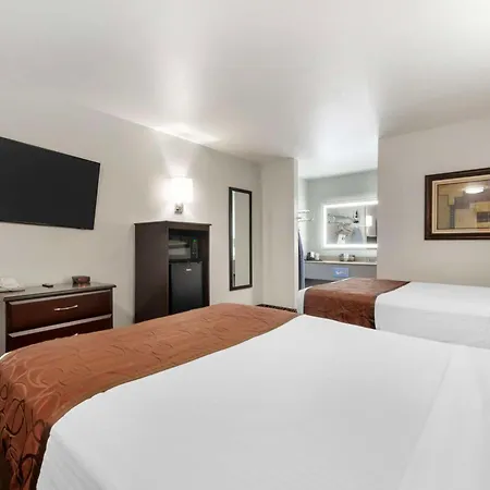 Best Western Red Carpet Inn Hereford Exterior photo
